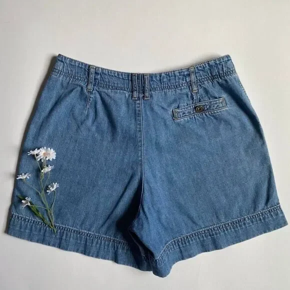 SOLD Liz Claiborne denim shortsSOLD - Picture 2 of 8